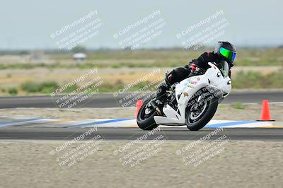 media/Apr-18-2025-TrackDaz (Fri) [[45f5874c44]]/C Group/Session 1 (Turn 7)/